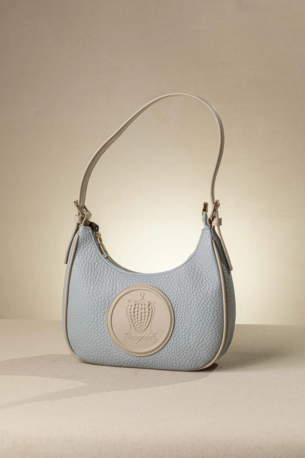 Τσαντάκι ώμου γόνδολα με νέο casual Logo