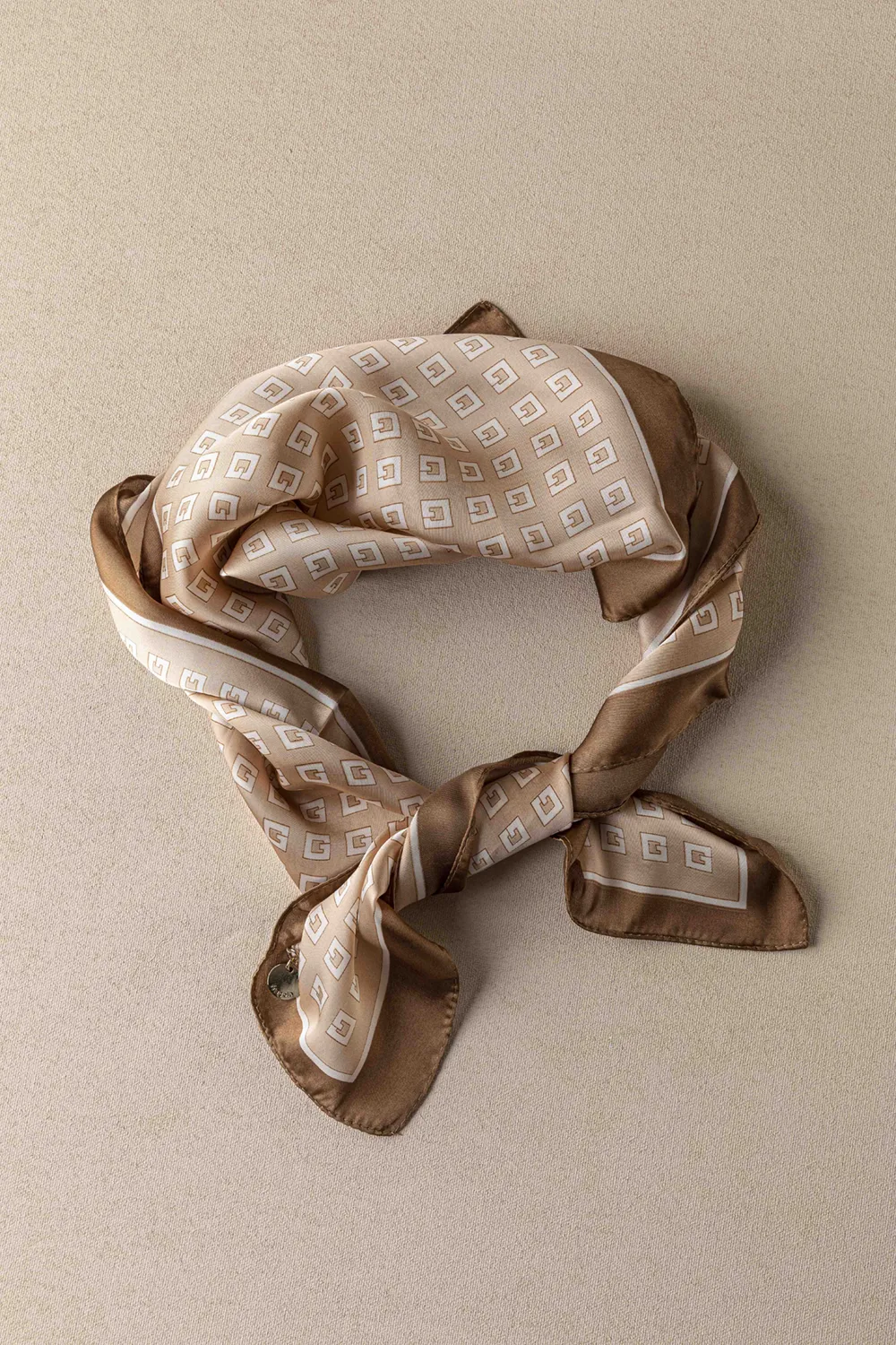 Φουλάρι SC376