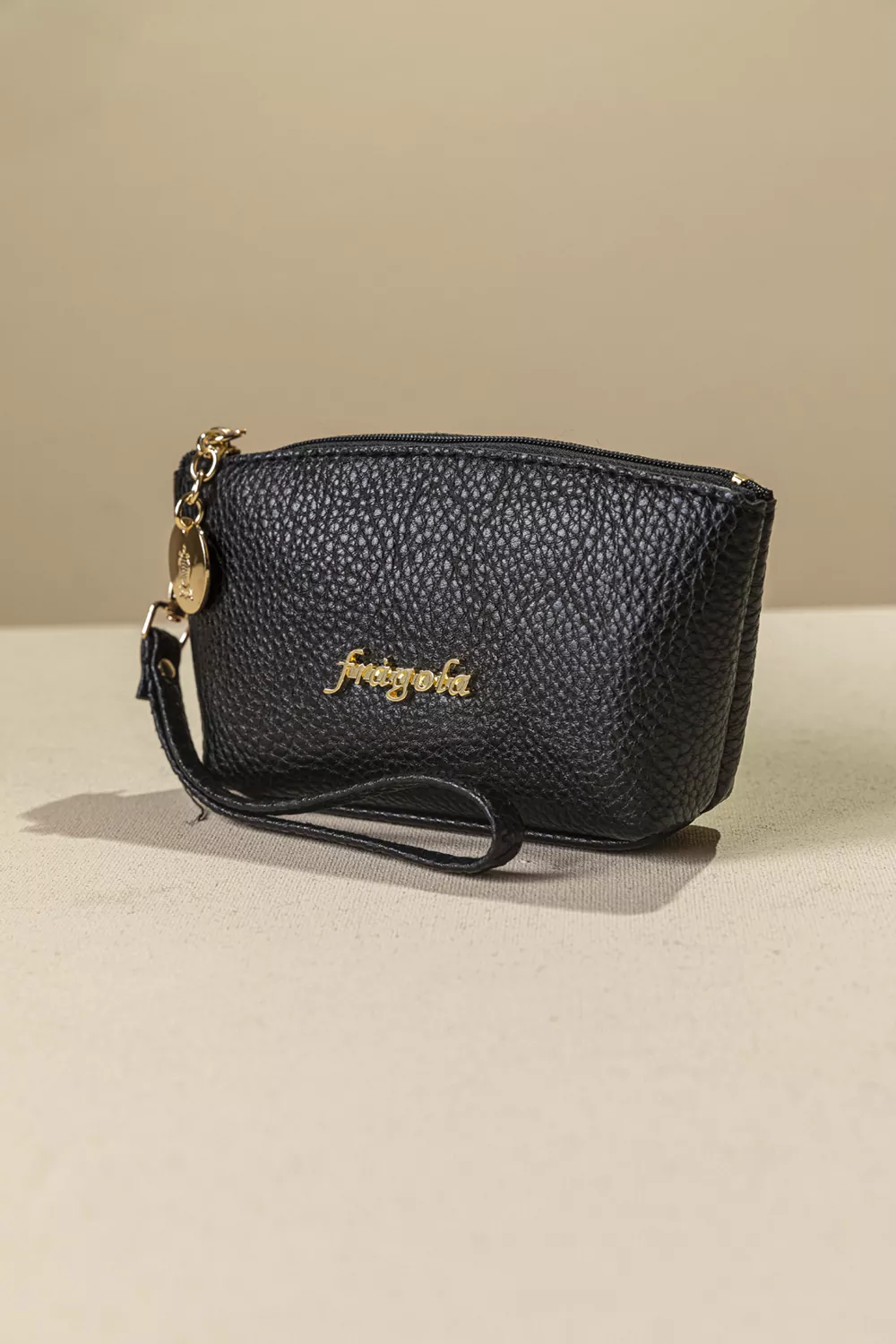 Πορτοφόλι - Νεσεσέρ χειρός με αποσπώμενη χειρολαβή